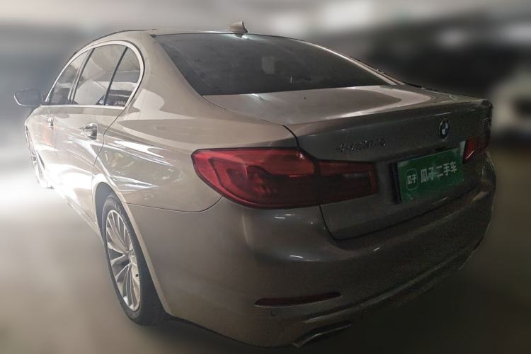 Used BMW 5 Series 2020 525Li Luxury Package Rear Left 45 Deg