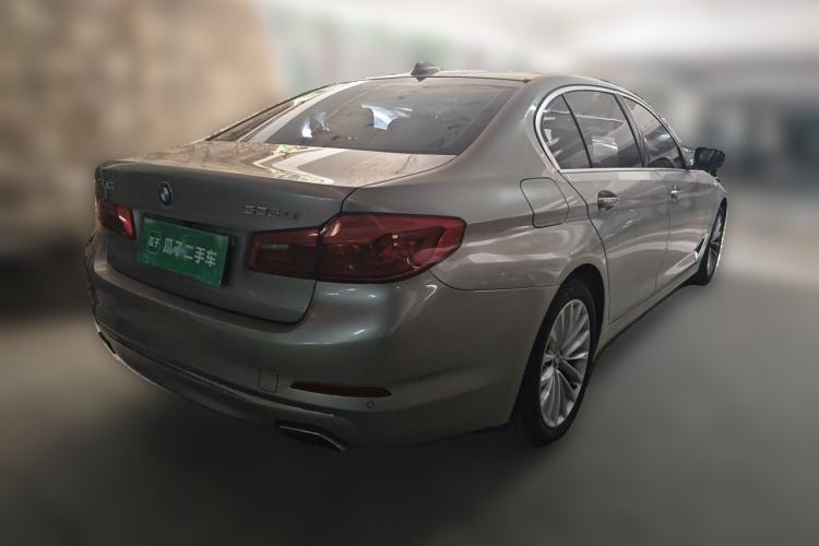Used BMW 5 Series 2020 525Li Luxury Package Rear Right 45 Deg