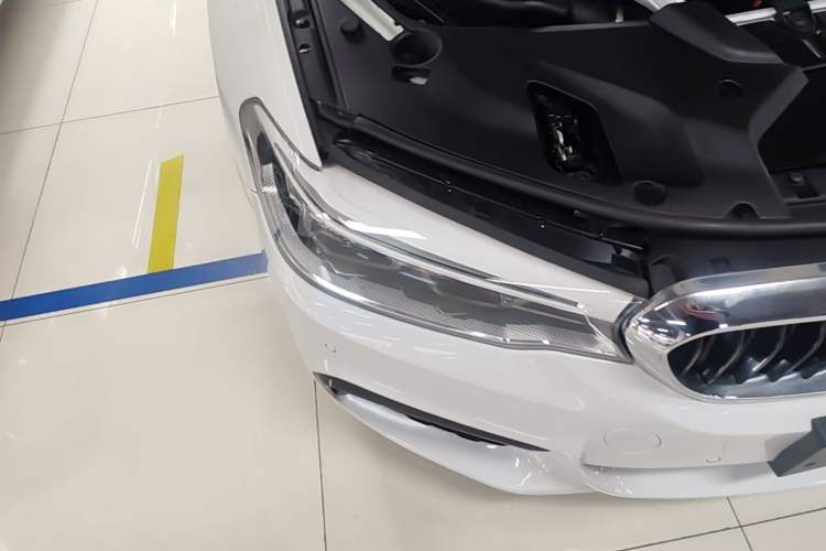 Used BMW 5 Series 2020 530i M Sport Package Right Front Headlight
