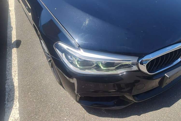 Used BMW 5 Series 2020 530Li Leading Model M Sport Package Right Front Headlight