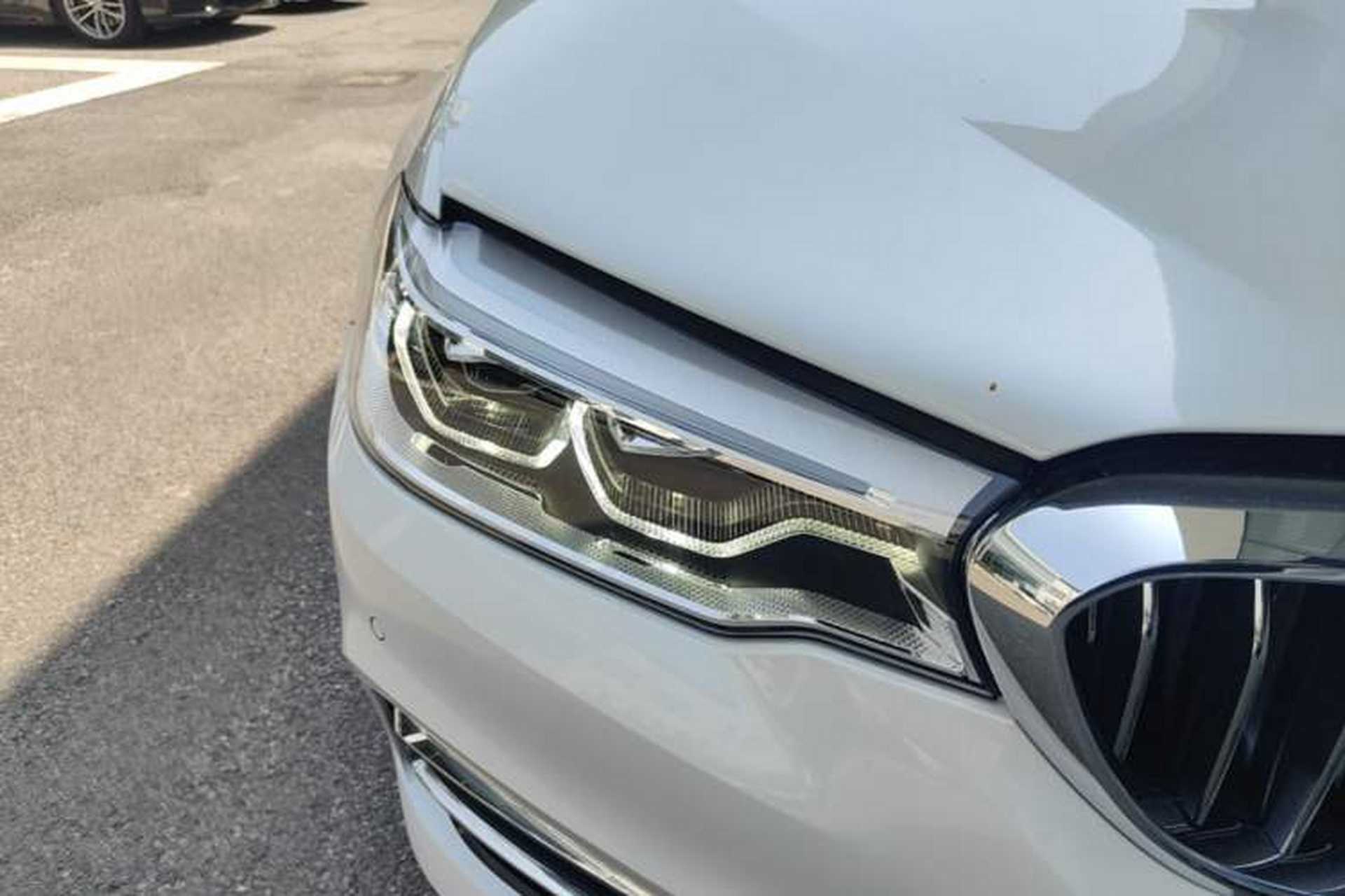Used BMW 5 Series 2020 530Li Luxury Edition Premium Package Right Front Headlight