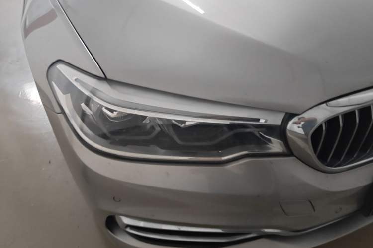 Used BMW 5 Series 2020 530Li Luxury Edition Premium Package Right Front Headlight