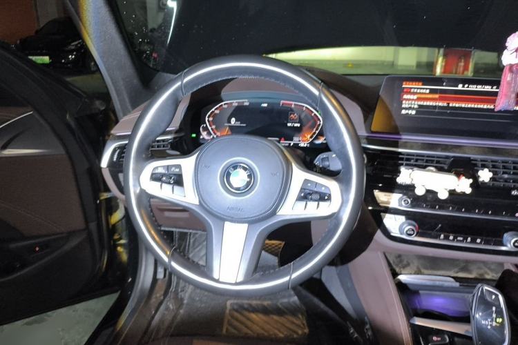 Used BMW 5 Series 2020 525Li M Sport Package Steering Wheel
