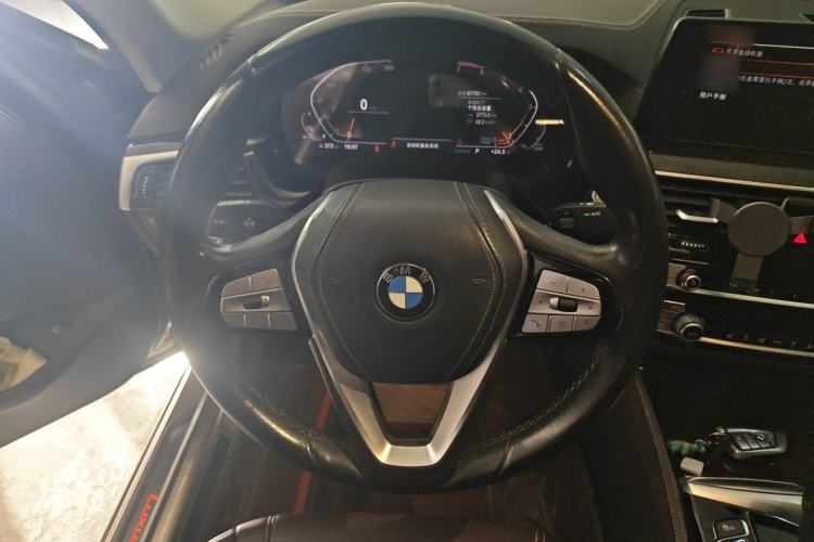 Used BMW 5 Series 2020 525Li Luxury Package Steering Wheel