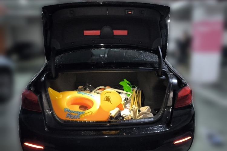 Used BMW 5 Series 2020 525Li M Sport Package Trunk