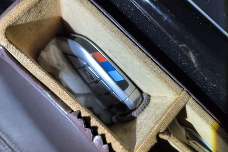 Used BMW 5 Series 2020 525Li M Sport Package Vehicle Key