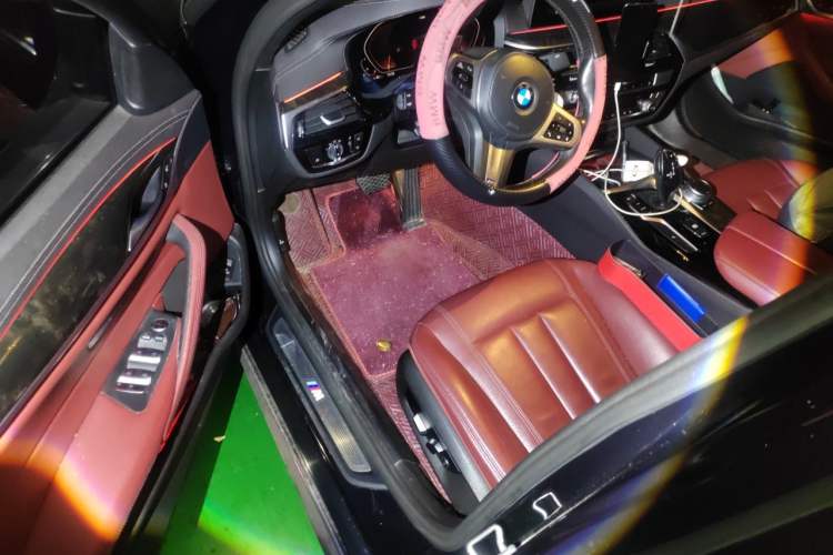 Used BMW 5 Series 2020 530Li Leading Model M Sport Package Driver Seat