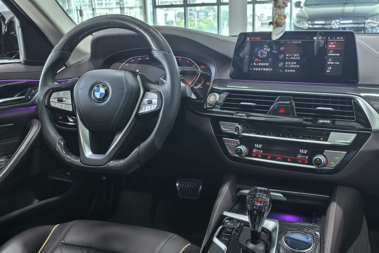 Used BMW 5 Series 2020 530Li Leading Edition Luxury Package Interior 4