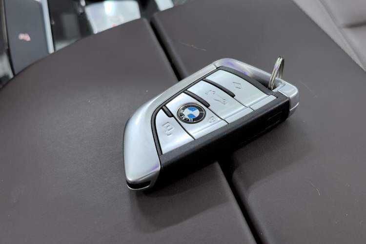 Used BMW 5 Series 2020 530Li Leading Edition Luxury Package Interior 5