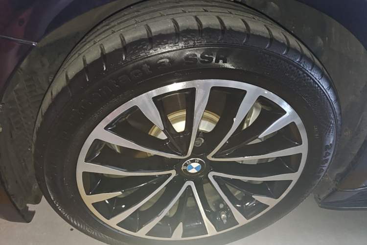 Used BMW 5 Series 2020 530Li Leading Edition Luxury Package Left Front Wheel Hub