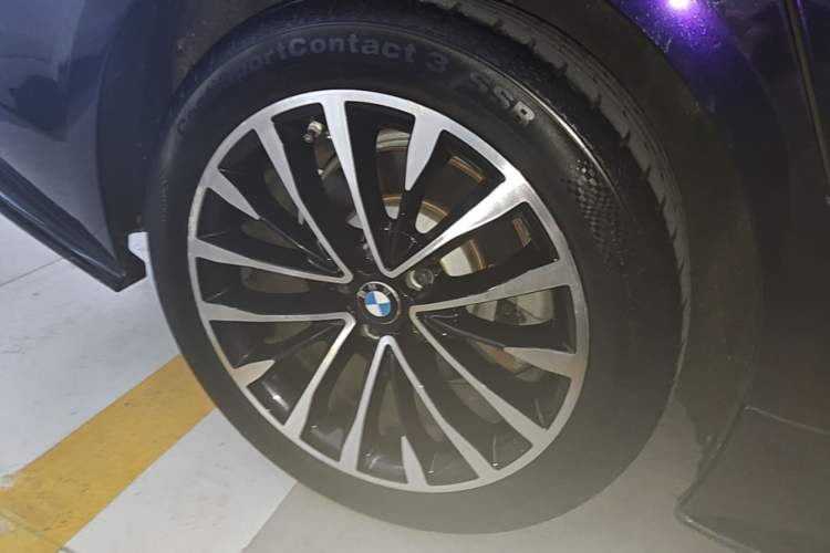 Used BMW 5 Series 2020 530Li Leading Edition Luxury Package Right Rear Wheel Hub