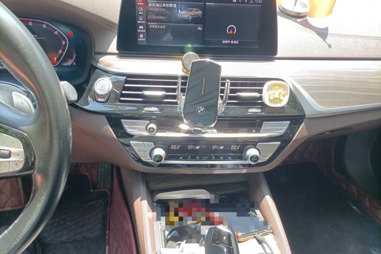 Used BMW 5 Series 2020 530Li Leading Edition Luxury Package Audio And AC Panel