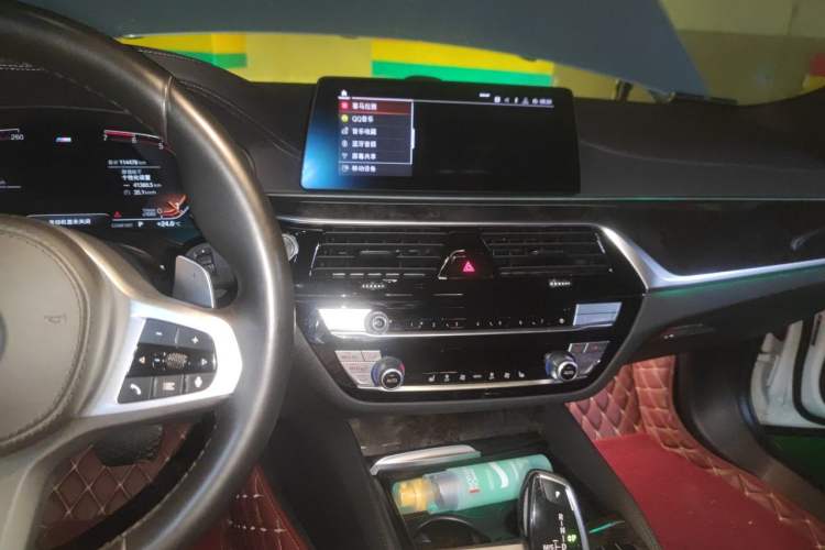 Used BMW 5 Series 2020 530Li Leading Model M Sport Package Audio And AC Panel