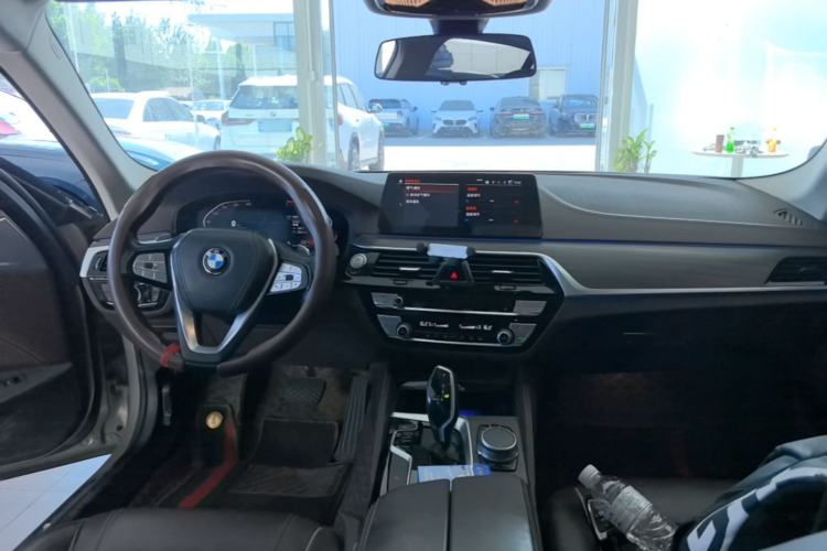 Used BMW 5 Series 2020 530Li Leading Edition Luxury Package Center Console