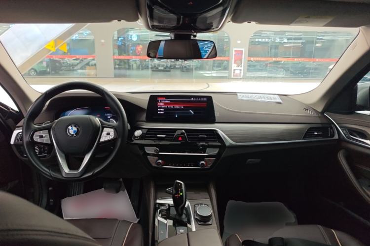 Used BMW 5 Series 2020 530Li Leading Edition Luxury Package Center Console
