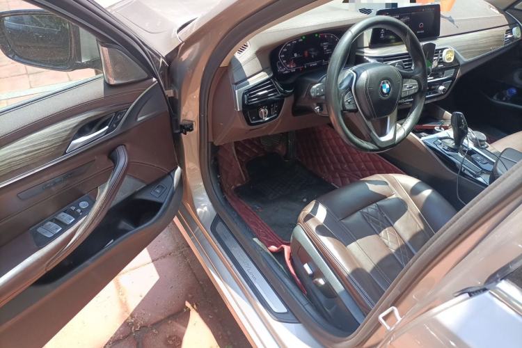 Used BMW 5 Series 2020 530Li Leading Edition Luxury Package Driver Seat