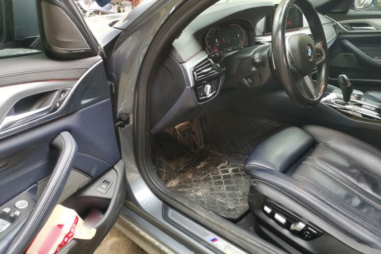 Used BMW 5 Series 2020 530i Sport Line M Sport Package Driver Seat
