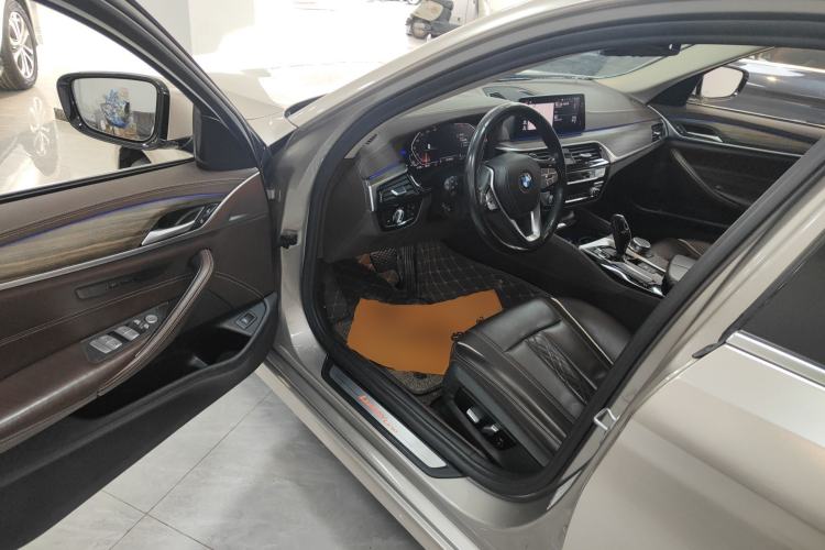 Used BMW 5 Series 2020 530Li Leading Edition Luxury Package Driver Seat