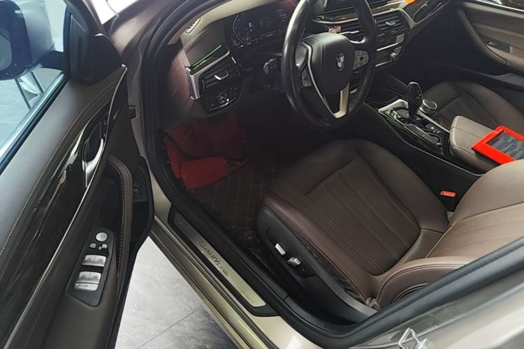 Used BMW 5 Series 2020 525Li Luxury Package Driver Seat