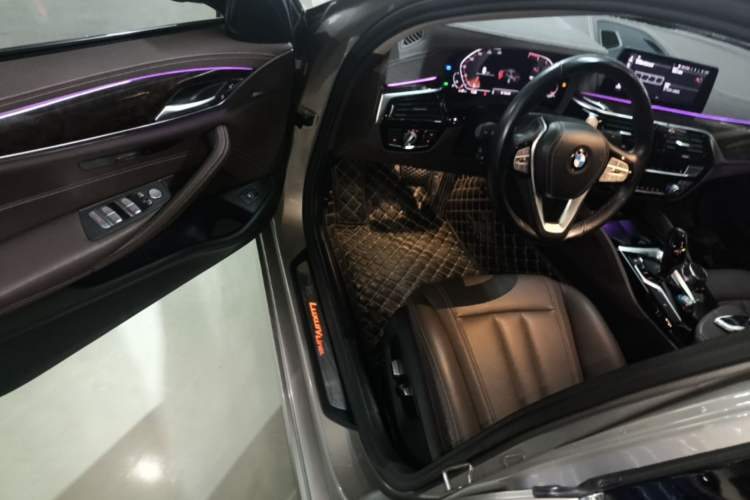 Used BMW 5 Series 2020 525Li Luxury Package Driver Seat