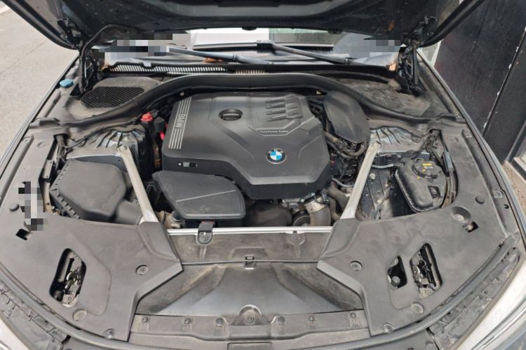 Used BMW 5 Series 2020 525i M Sport Package Engine Bay