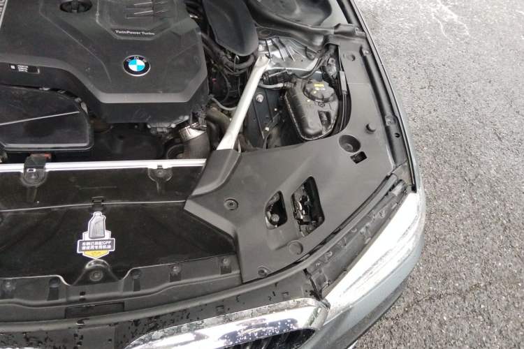 Used BMW 5 Series 2020 525i M Sport Package Engine Bay Left