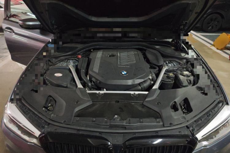 Used BMW 5 Series 2020 540i Sport Line M Sport Package Engine Bay