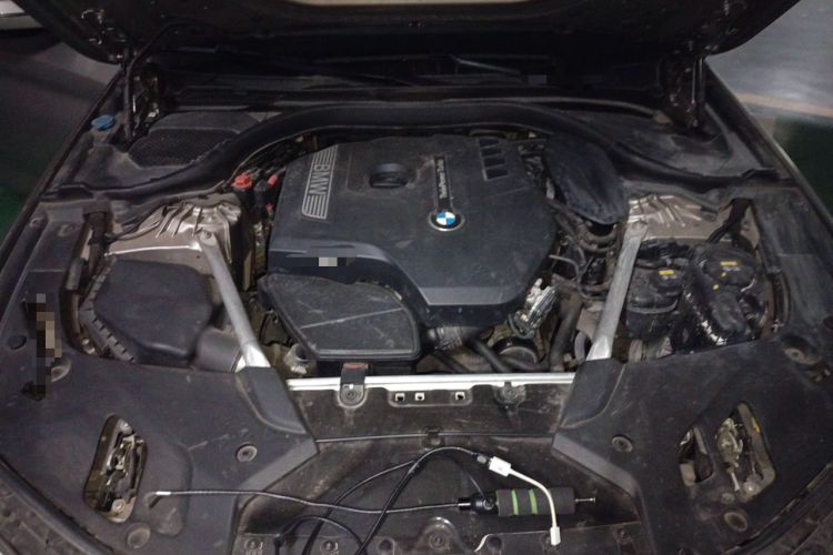 Used BMW 5 Series 2020 525Li Luxury Package Engine Bay