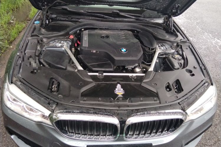 Used BMW 5 Series 2020 525i M Sport Package Engine Bay