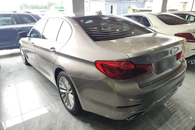 Used BMW 5 Series 2020 525Li Luxury Package Exterior 2