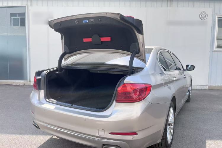 Used BMW 5 Series 2020 530Li Leading Edition Luxury Package Exterior 5