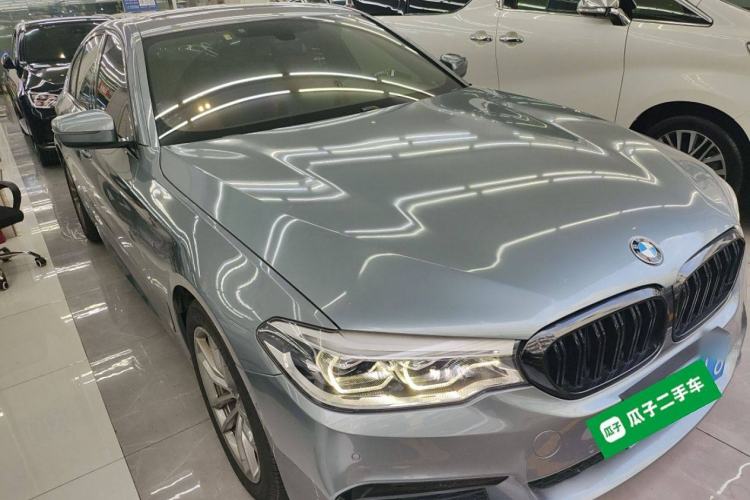 Used BMW 5 Series 2020 525i M Sport Package Front Right 45 Deg