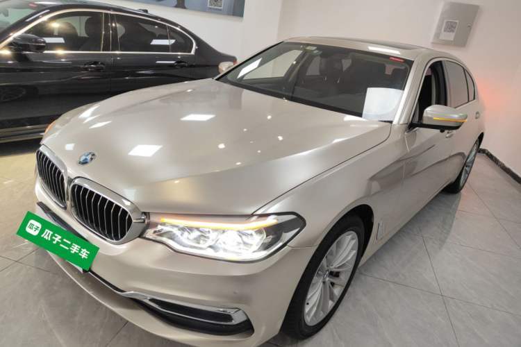 Used BMW 5 Series 2020 530Li Leading Edition Luxury Package Guazi used car, China used car export, Used car for sale, Used cars, Cheapest cars for sale