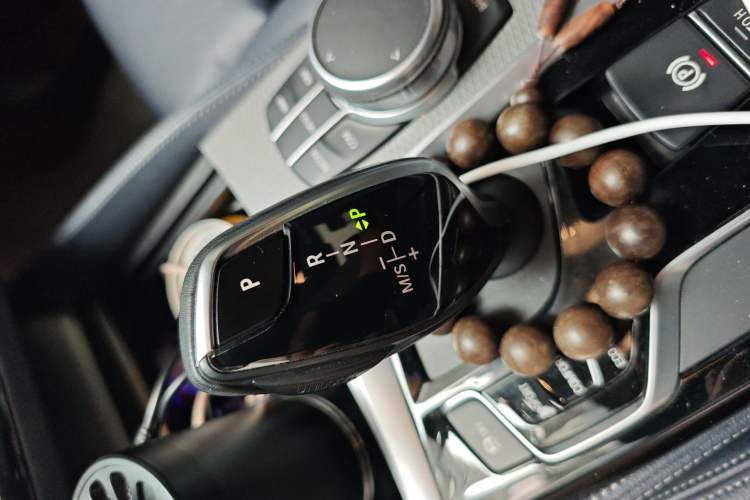 Used BMW 5 Series 2020 525i M Sport Package Gear Lever