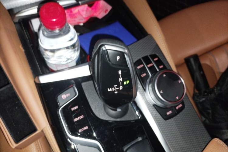 Used BMW 5 Series 2020 525i M Sport Package Gear Lever