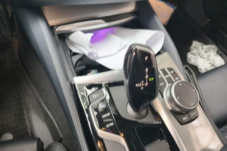 Used BMW 5 Series 2020 525i M Sport Package Gear Lever