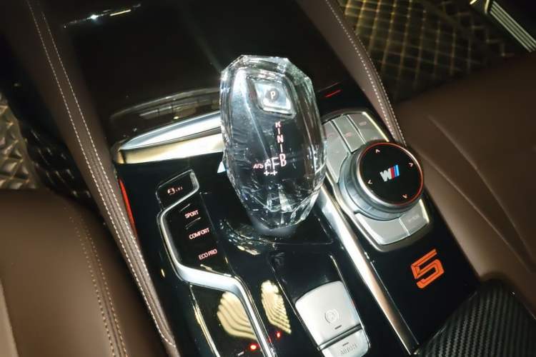 Used BMW 5 Series 2020 525Li Luxury Package Gear Lever