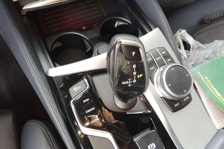 Used BMW 5 Series 2020 525i M Sport Package Gear Lever