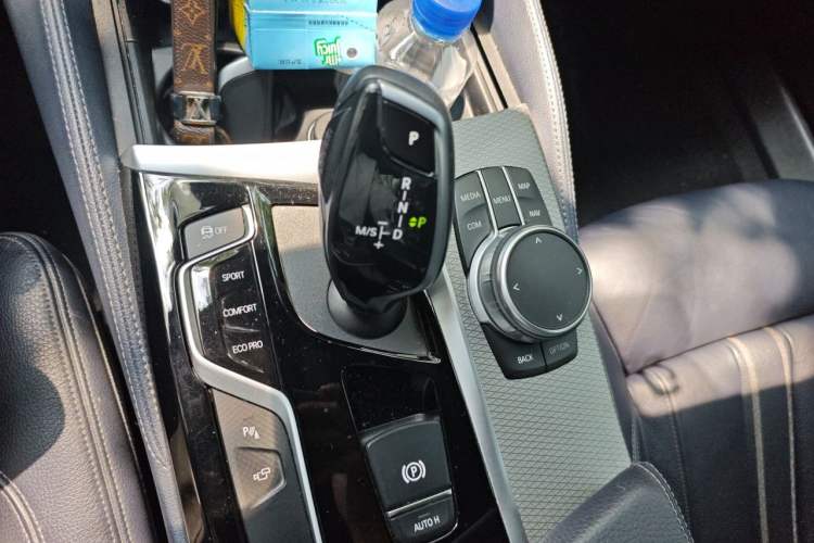 Used BMW 5 Series 2020 530i Sport Line M Sport Package Gear Lever