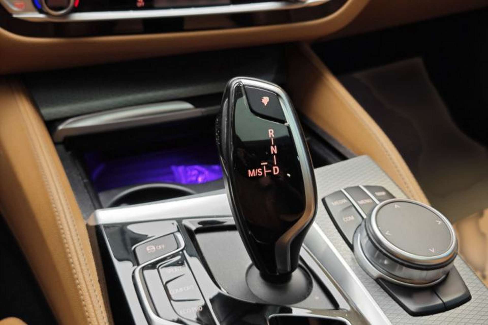 Used BMW 5 Series 2020 525i M Sport Package Gear Lever
