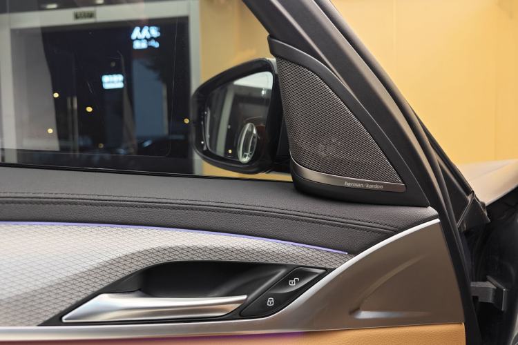 Used BMW 5 Series 2020 525i M Sport Package Interior 1