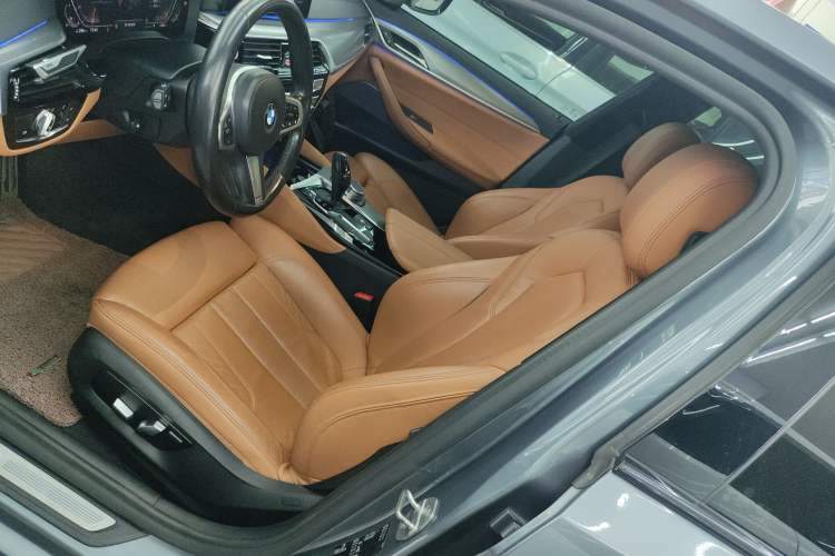 Used BMW 5 Series 2020 525i M Sport Package Left Front Seat