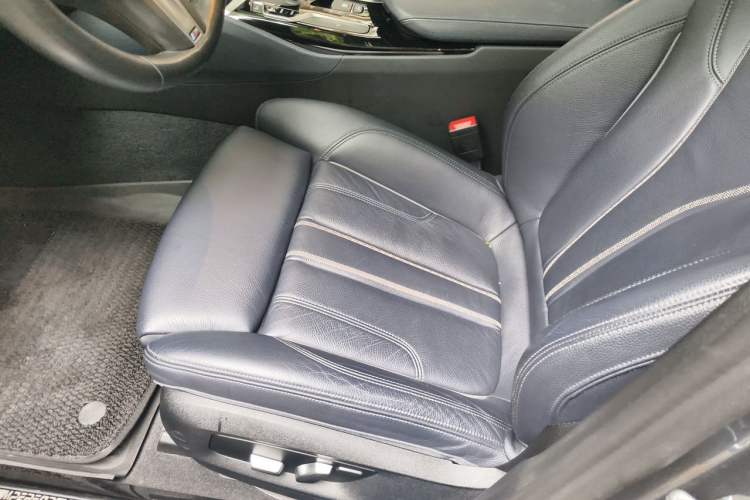 Used BMW 5 Series 2020 525i M Sport Package Left Front Seat