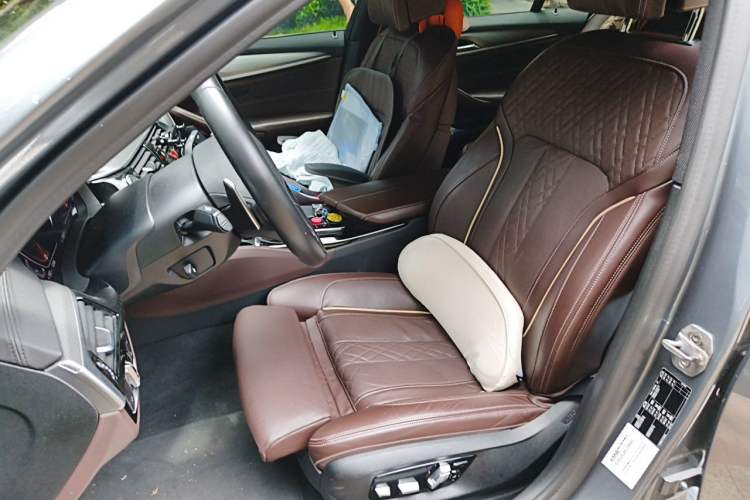 Used BMW 5 Series 2020 540i Sport Line M Sport Package Left Front Seat
