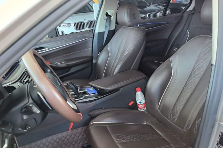 Used BMW 5 Series 2020 530Li Leading Edition Luxury Package Left Front Seat