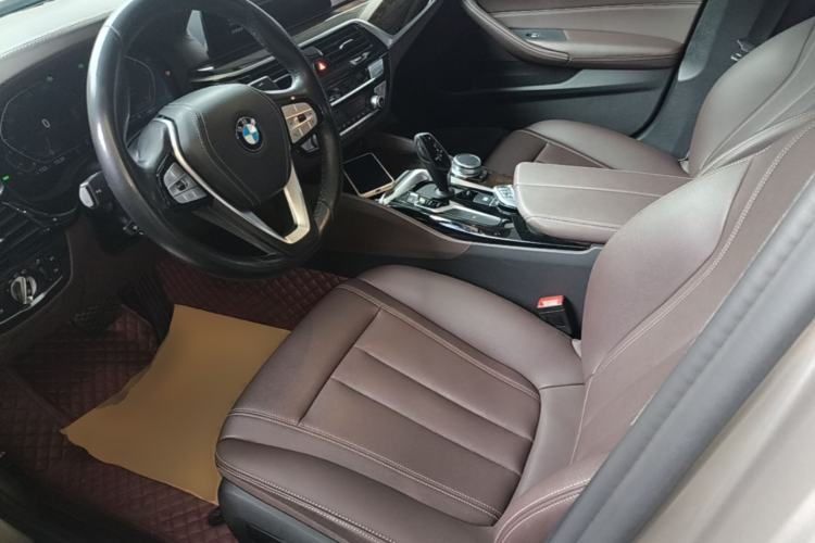 Used BMW 5 Series 2020 525Li Luxury Package Left Front Seat