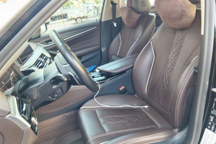 Used BMW 5 Series 2020 530Li xDrive Luxury Package Left Front Seat
