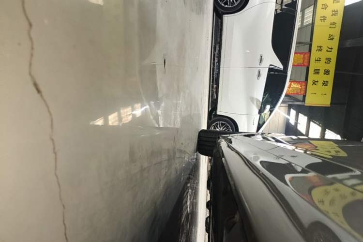 Used BMW 5 Series 2020 525Li Luxury Package Left Side Sill