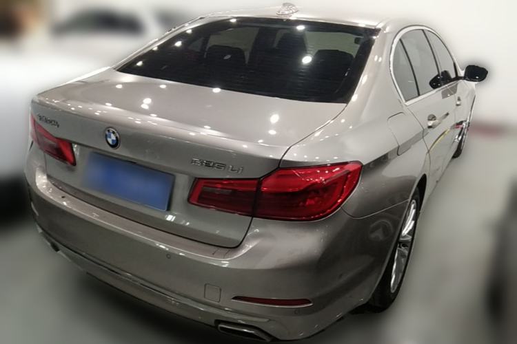 Used BMW 5 Series 2020 525Li Luxury Package Rear Right 45 Deg