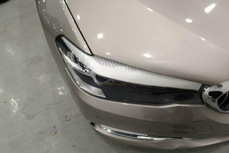 Used BMW 5 Series 2020 525Li Luxury Package Right Front Headlight